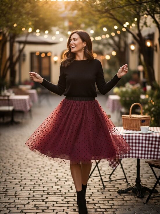 Draper James Dresses & Skirts - Fairy Goth  A-line skirt, Draper James, burgundy with black polka dots, Size M